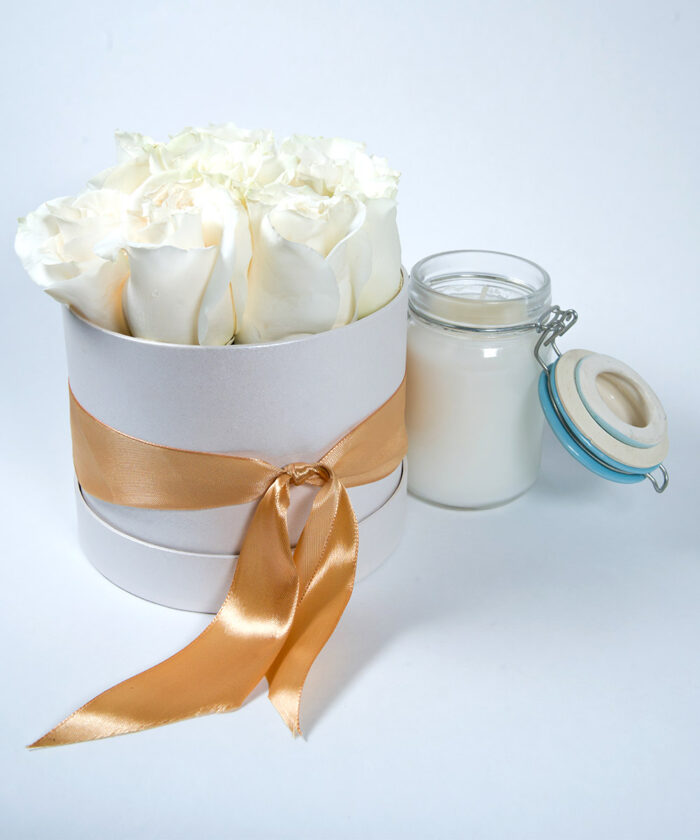 Bombonera de Rosas blancas Kate